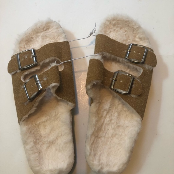 Beige Sandals size 10 - Picture 2 of 5